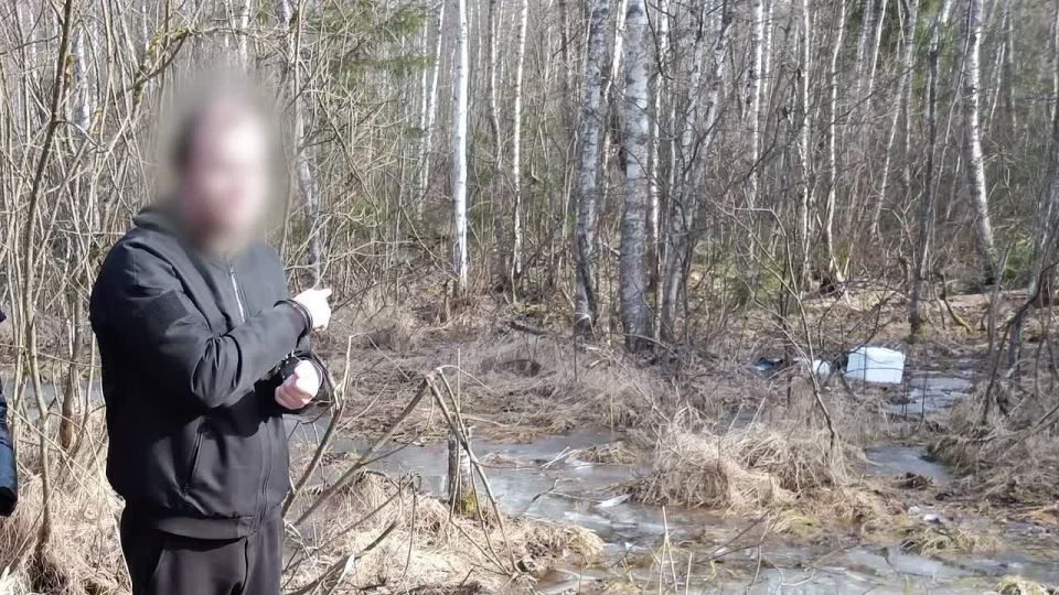 ФСБ России пресечена противоправная деятельность жителя Владимира, причастного к госизмене и другим преступлениям