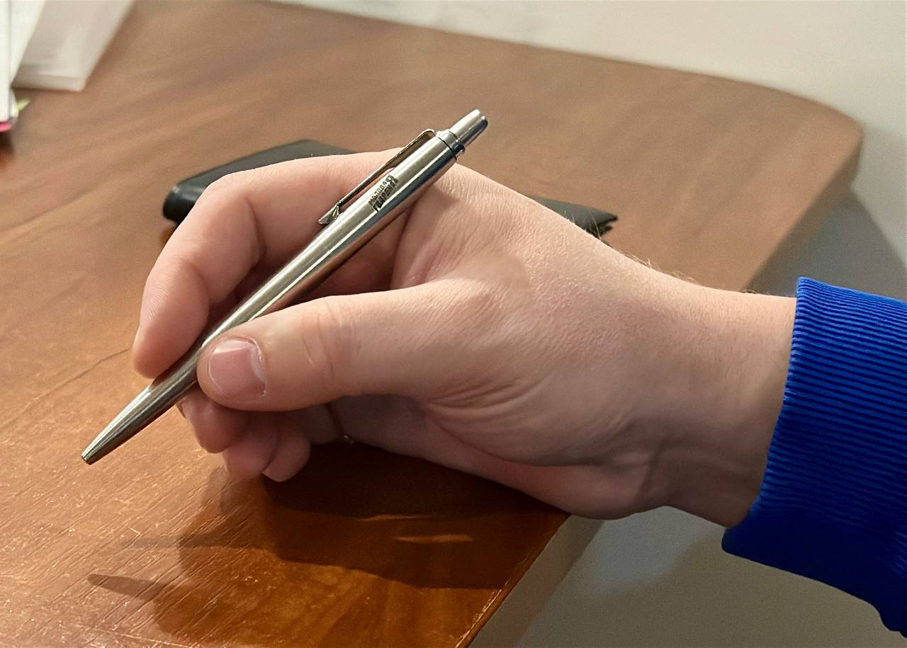 Подал документы для участия в предварительном голосовании «Единой России» Подал документы для участия в предварительном голосовании «Единой России»