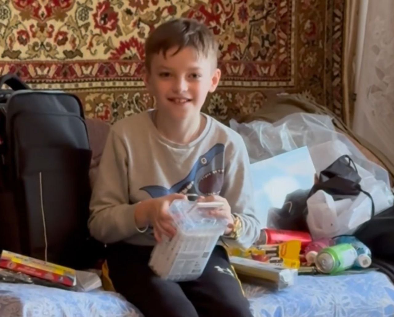 «Подарку в день рождения быть!»: в Мариуполе продолжают радовать детей «Подарку в день рождения быть!»: в Мариуполе продолжают радовать детей