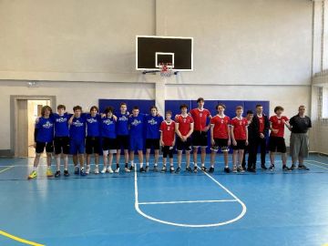 В Мариуполе прошел турнир по волейболу среди учащихся общеобразовательных организаций