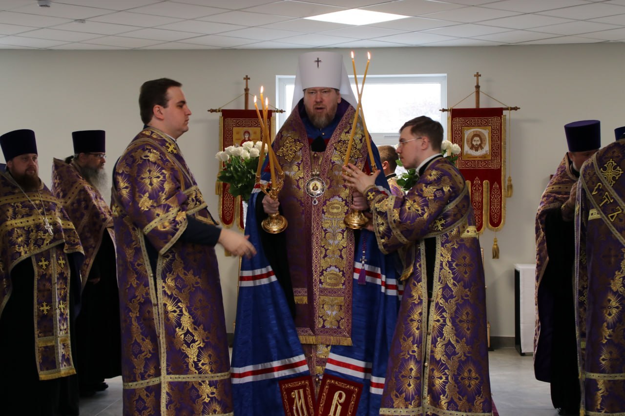 Главный корпус ДонНУЭТ освятили после восстановления: студенты вернутся в обновленные аудитории Главный корпус ДонНУЭТ освятили после восстановления: студенты вернутся в обновленные аудитории