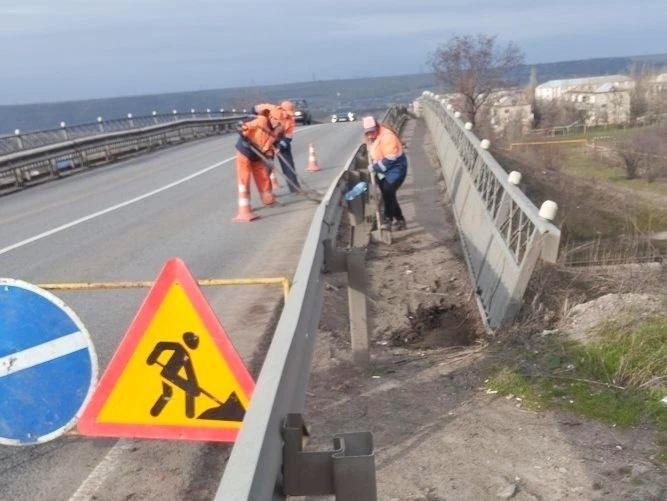 #СОДЕРЖАНИЕ_СВОД за сутки. Выполнили ямочный ремонт покрытий асфальтобетонной смесью на участках дорог: #СОДЕРЖАНИЕ_СВОД за сутки. Выполнили ямочный ремонт покрытий асфальтобетонной смесью на участках дорог: