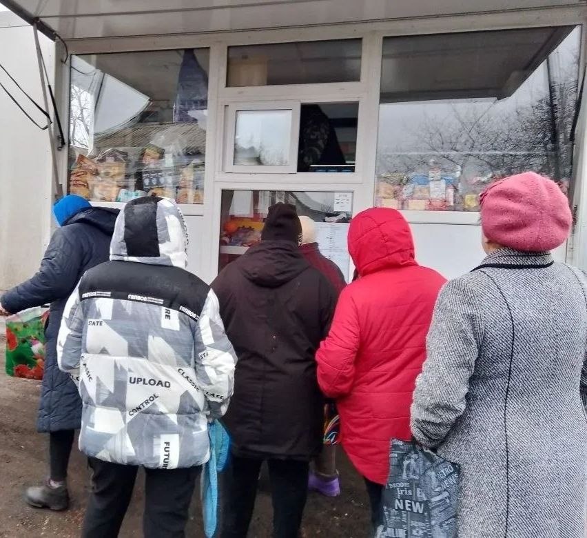 С 25 по 27 марта 2026 года осуществлена выездная торговля с использованием автомагазинов в населенных пунктах городских округов Донецк, Горловка, Мариуполь, на территории г. Авдеевка, также Волновахского, Володарского... С 25 по 27 марта 2026 года осуществлена выездная торговля с использованием автомагазинов в населенных пунктах городских округов Донецк, Горловка, Мариуполь, на территории г. Авдеевка, также Волновахского, Володарского...