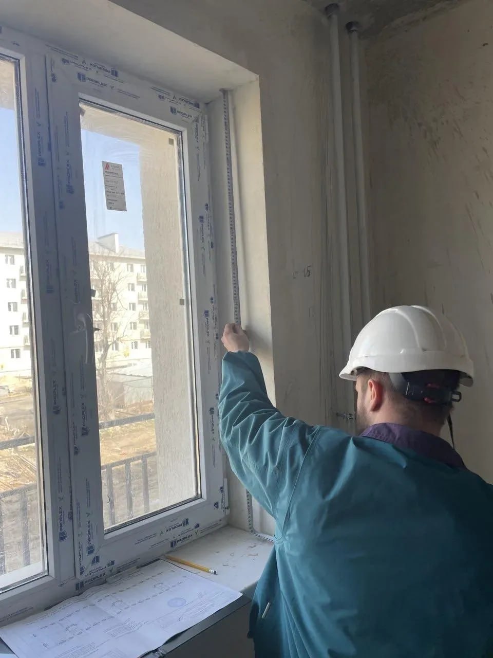 Строители из Подмосковья восстанавливают пятиэтажку в Орджоникидзевском районе Строители из Подмосковья восстанавливают пятиэтажку в Орджоникидзевском районе