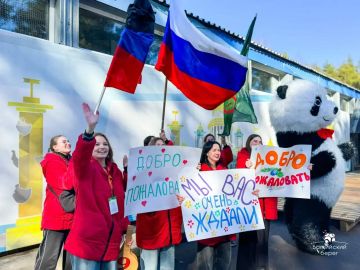 Школьники из Мариуполя прибыли на весенние каникулы в Петербург