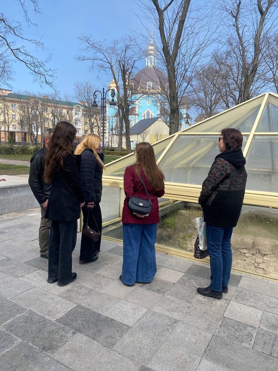 Праздничная ярмарка и первые пешие экскурсии: в Мариуполе официально открыли новый туристический сезон Праздничная ярмарка и первые пешие экскурсии: в Мариуполе официально открыли новый туристический сезон