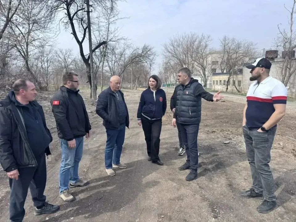 Тульская область помогает возрождать Мариуполь: от сквера Победы до тепла в домах Тульская область помогает возрождать Мариуполь: от сквера Победы до тепла в домах