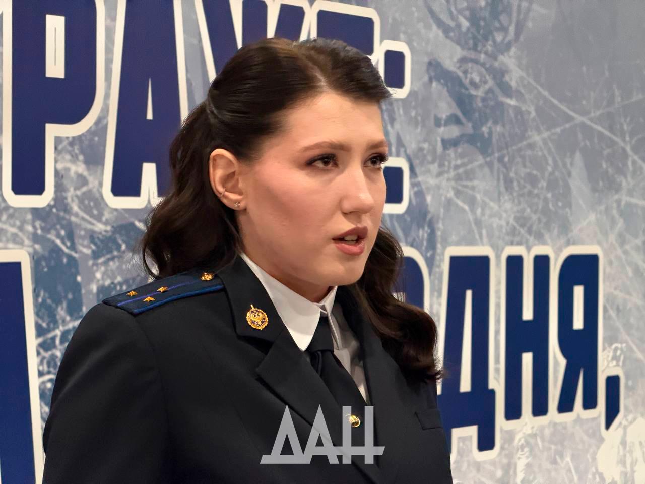 Тихая война и бойцы невидимого фронта: в ДНР прошла премьера «Центурии» Тихая война и бойцы невидимого фронта: в ДНР прошла премьера «Центурии»