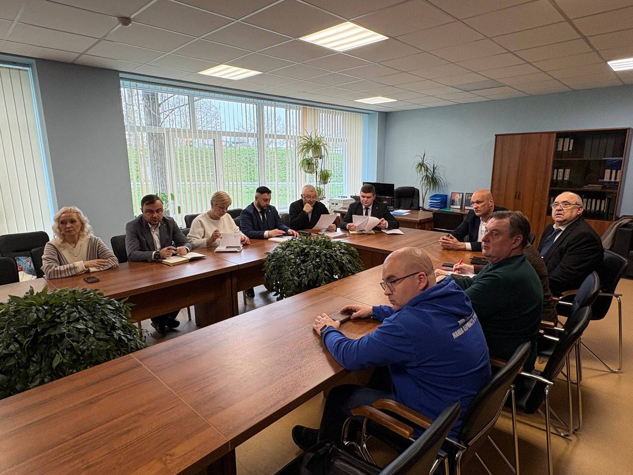 Шестое заседание Мариупольского городского совета Шестое заседание Мариупольского городского совета