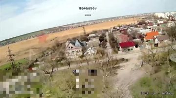 Два майора: Херсон, оккупирован ВСУ. Эскадрон БпС 18 ОА ГрВ "Днепр" демонстрирует работу по транспорту ВСУ