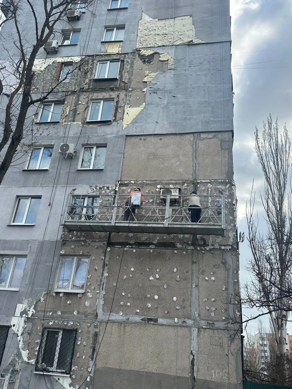 Санкт-Петербург продолжает восстанавливать Мариуполь Санкт-Петербург продолжает восстанавливать Мариуполь