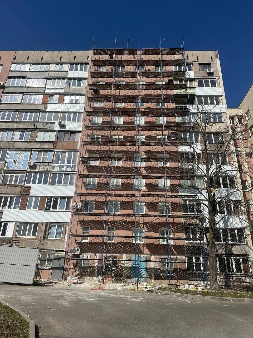 Санкт-Петербург продолжает восстанавливать Мариуполь Санкт-Петербург продолжает восстанавливать Мариуполь