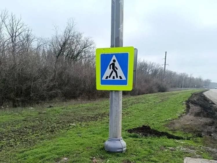 #СОДЕРЖАНИЕ_СВОД за сутки. Выполнили ямочный ремонт струйно-инъекционным способом участка автодороги Розовка - Ждановка - Кировское На автомобильной дороге Донецк - Харцызск - Амвросиевка - до границы Ростовской области... #СОДЕРЖАНИЕ_СВОД за сутки. Выполнили ямочный ремонт струйно-инъекционным способом участка автодороги Розовка - Ждановка - Кировское На автомобильной дороге Донецк - Харцызск - Амвросиевка - до границы Ростовской области...