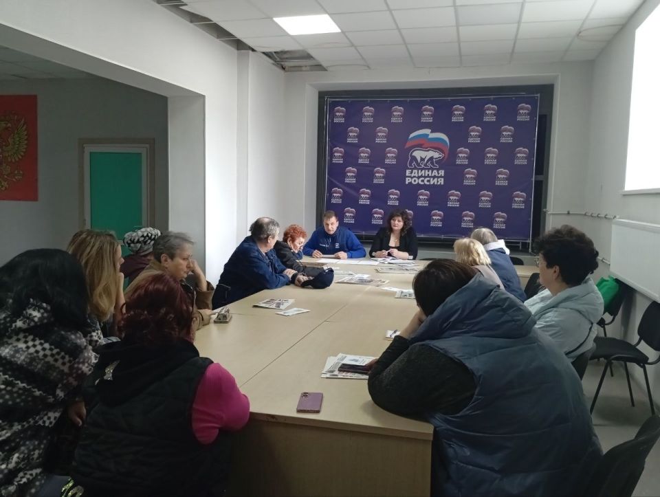 Встреча с жителями Жовтневого района: проект Управдом и решение коммунальных вопросов Встреча с жителями Жовтневого района: проект Управдом и решение коммунальных вопросов