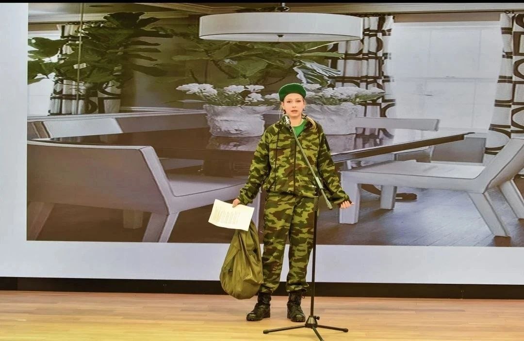 4 апреля в Доме молодёжи «30/09» состоялся первый среди юнармейцев турнир смеха «Армейский юмор», прошедший в рамках национального проекта «Молодёжь и дети»! 4 апреля в Доме молодёжи «30/09» состоялся первый среди юнармейцев турнир смеха «Армейский юмор», прошедший в рамках национального проекта «Молодёжь и дети»!