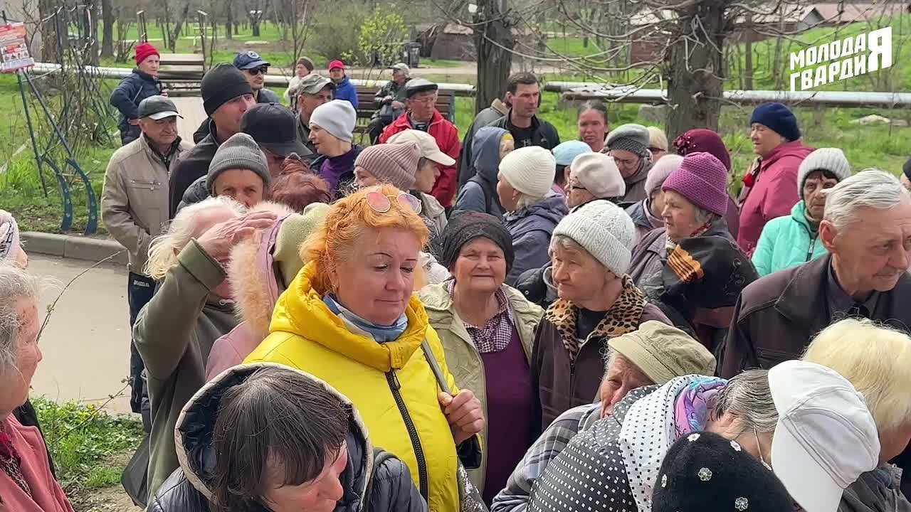 Активисты «Молодой Гвардии» совместно с благотворительным фондом «Пища жизни» вновь провели важную и нужную акцию