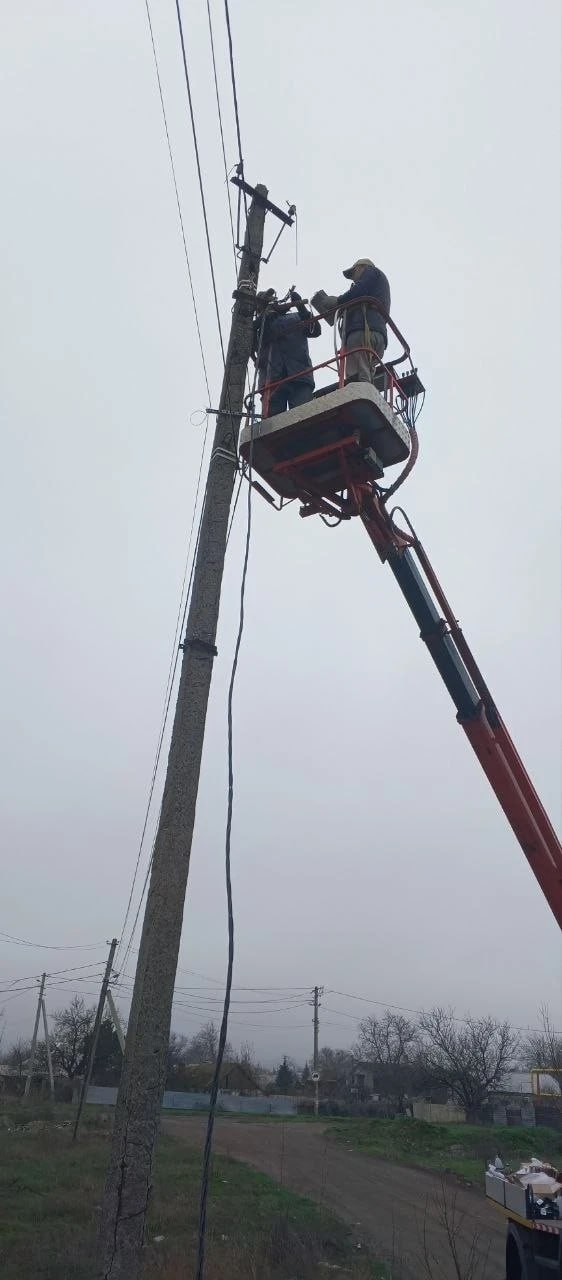Энергетики проинспектировали воздушные линии в Ильичевском районе Энергетики проинспектировали воздушные линии в Ильичевском районе