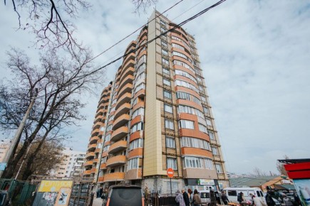 Делегация Чувашии проверила ход восстановления жилых домов в Мариуполе