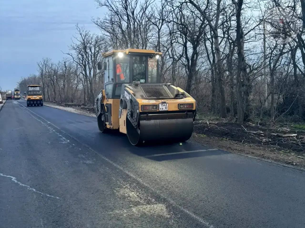 Александр Бондаренко: С начала дорожного сезона в Республике уже обновлено более 32 км асфальтобетонного покрытия Александр Бондаренко: С начала дорожного сезона в Республике уже обновлено более 32 км асфальтобетонного покрытия