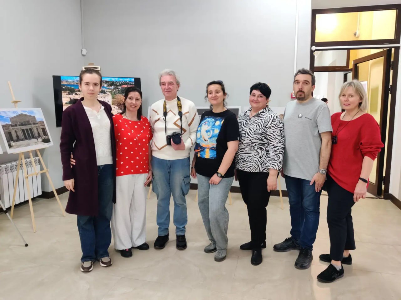 В Краеведческом музее города Мариуполя проходит фотовыставка «Два Херсонеса» В Краеведческом музее города Мариуполя проходит фотовыставка «Два Херсонеса»