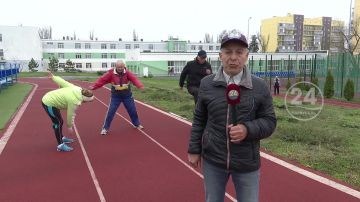 На всероссийских соревнованиях по легкой атлетике среди ветеранов в Туле мариуполец Николай Перидирей завоевал 3 медали