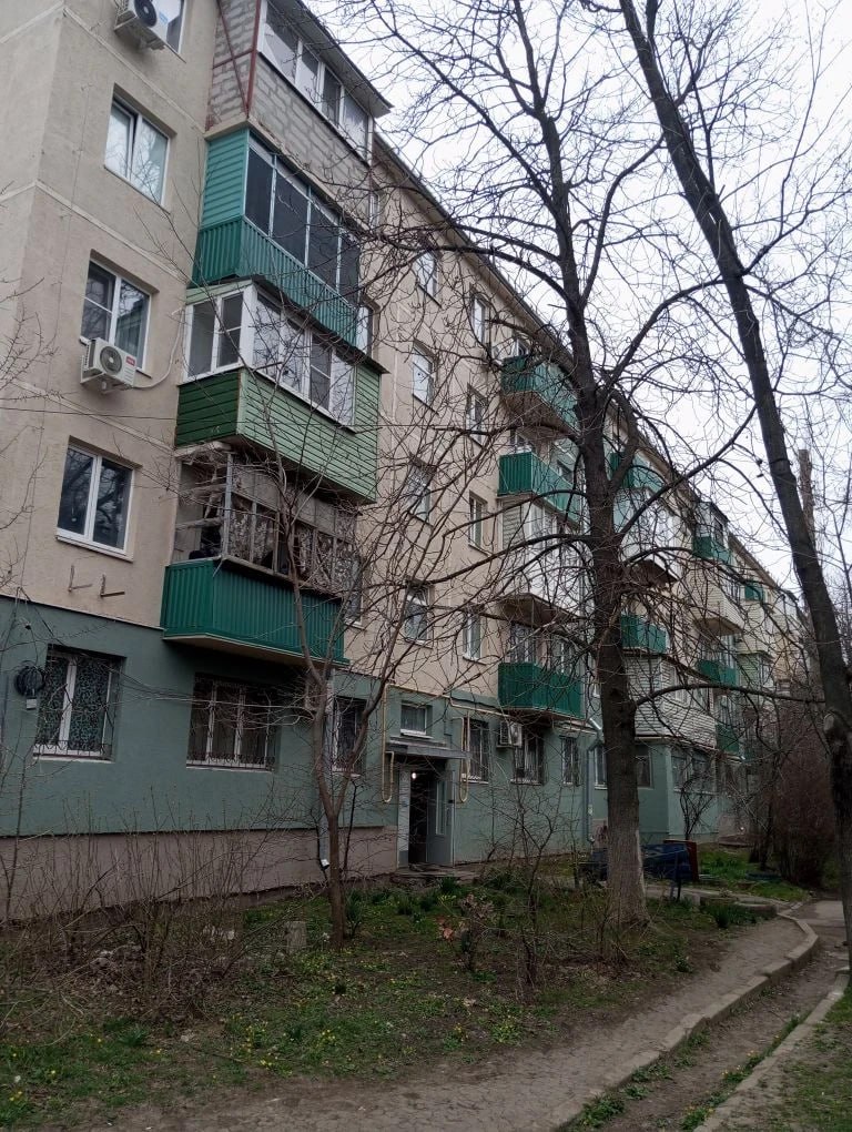 Восстановлен многоквартирный дом на проспекте Строителей в г. Мариуполе Восстановлен многоквартирный дом на проспекте Строителей в г. Мариуполе