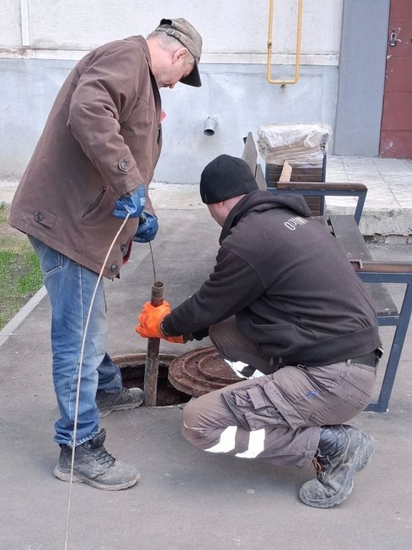 В Мариуполе благоустроили еще более 20 дворов многоэтажек В Мариуполе благоустроили еще более 20 дворов многоэтажек