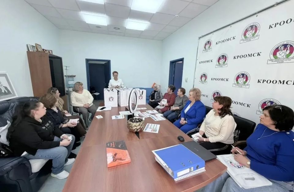 Донецкие медицинские сестры представили опыт «Бережливого производства» на Всероссийской конференции в Краснодаре Донецкие медицинские сестры представили опыт «Бережливого производства» на Всероссийской конференции в Краснодаре