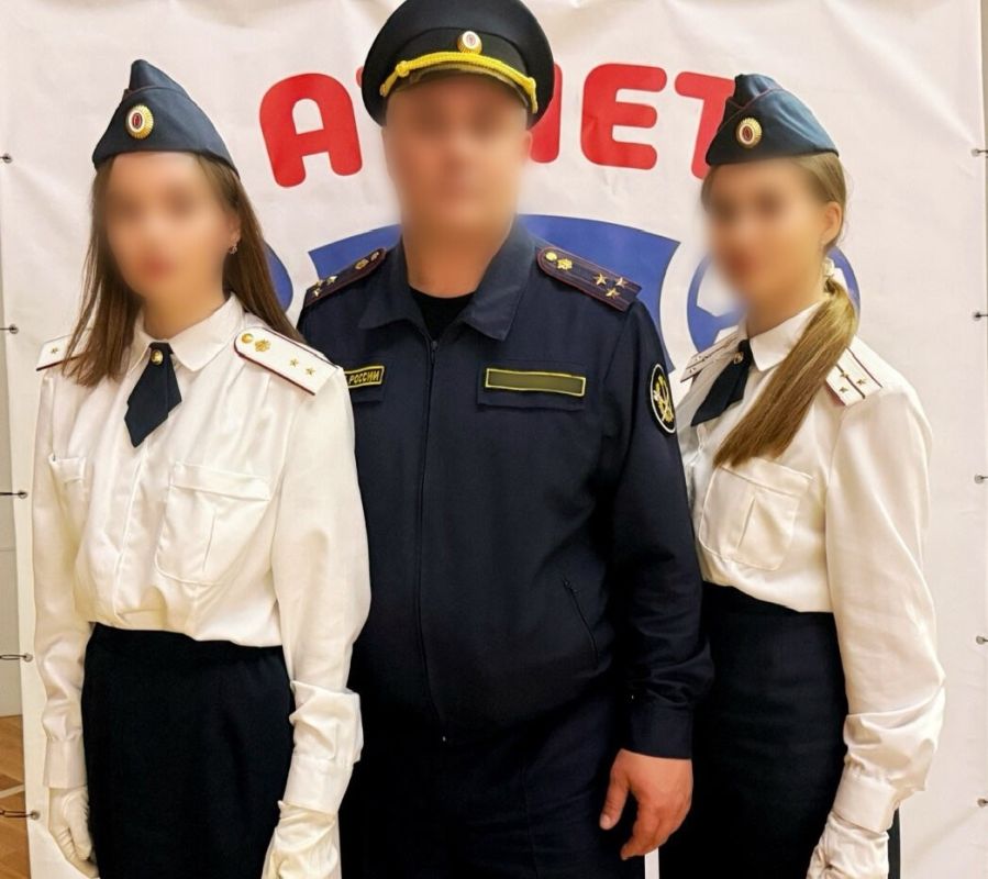 Сотрудники ГУФСИН России по ДНР приняли участие в церемонии открытия Фестиваля единоборств Сотрудники ГУФСИН России по ДНР приняли участие в церемонии открытия Фестиваля единоборств