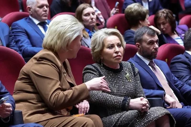 ��������� �������: �������� � ���������� ������ ����������� ����� ������� ����� �������, ������ � ��������