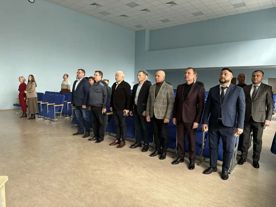 Восьмое заседание Мариупольского городского совета Восьмое заседание Мариупольского городского совета