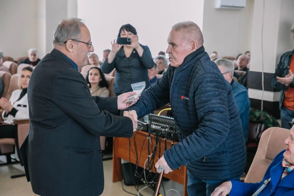 К 40й годовщине аварии на Чернобыльской атомной электростанции в Мариуполе прошло памятное мероприятие К 40й годовщине аварии на Чернобыльской атомной электростанции в Мариуполе прошло памятное мероприятие