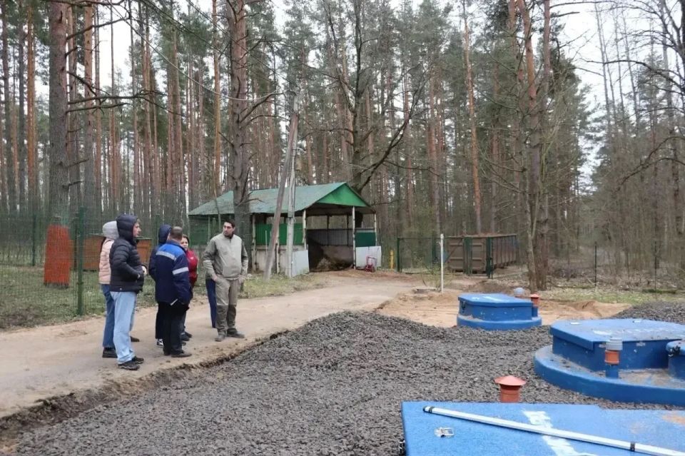Лагерь «Дружных» готовится к приёму детей из Мариуполя Лагерь «Дружных» готовится к приёму детей из Мариуполя