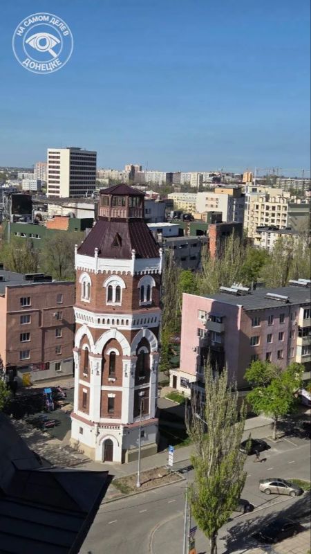 Очень красивая весна в Мариуполе Очень красивая весна в Мариуполе