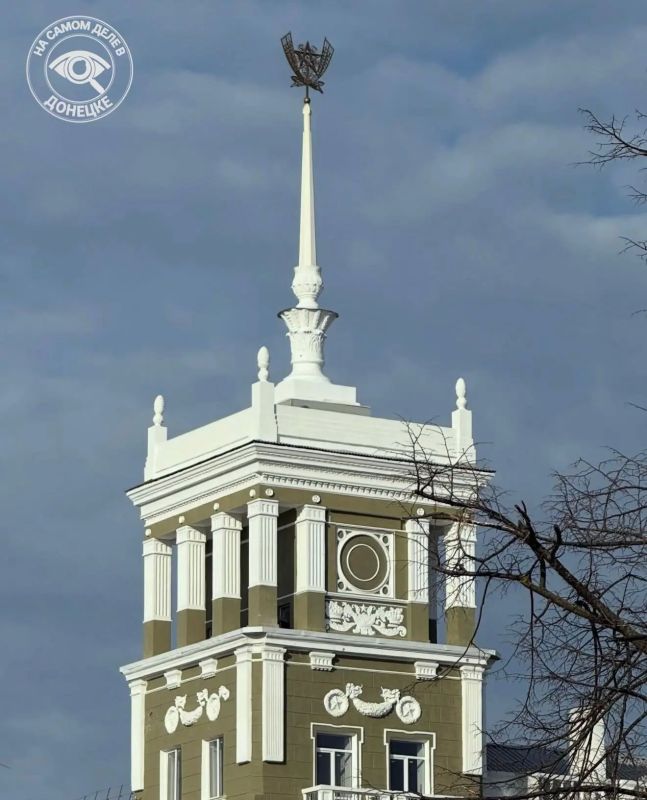 Очень красивая весна в Мариуполе Очень красивая весна в Мариуполе