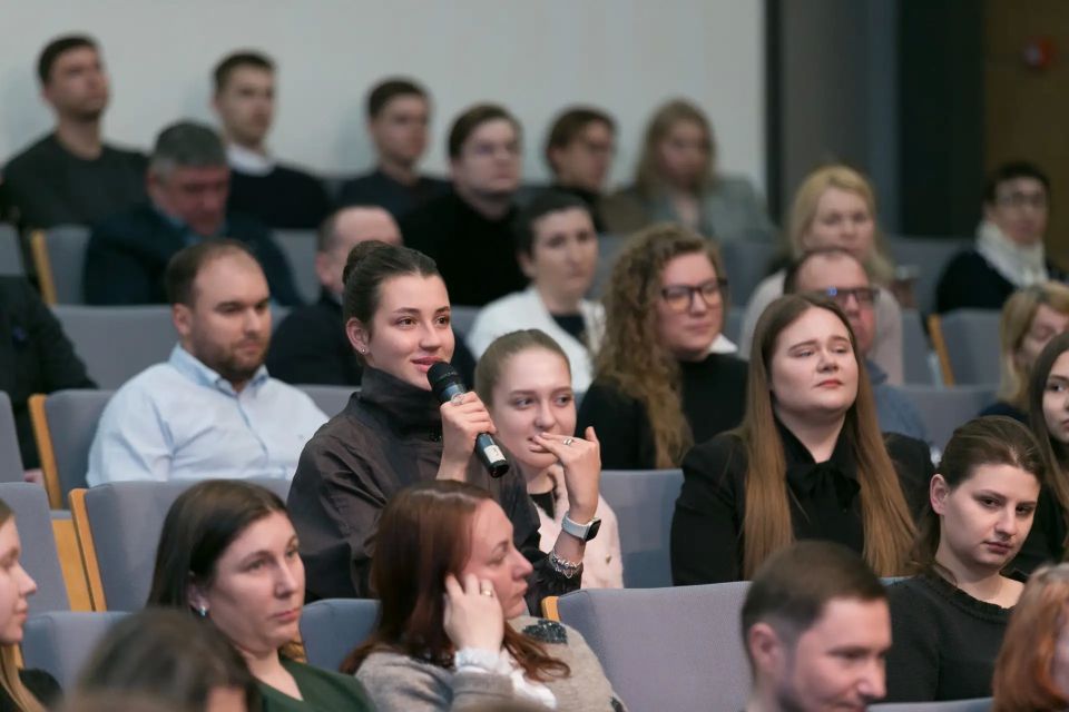 В Минкультуры России прошел специальный показ фильма «Малыш» В Минкультуры России прошел специальный показ фильма «Малыш»