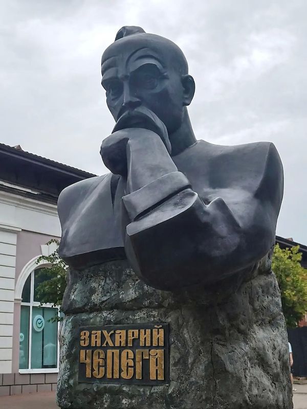 В 1792 году Екатерина II подписала указ «О пожаловании Черноморскому войску острова Фанагория с землями, между Кубанью и Азовским морем лежащими» В 1792 году Екатерина II подписала указ «О пожаловании Черноморскому войску острова Фанагория с землями, между Кубанью и Азовским морем лежащими»
