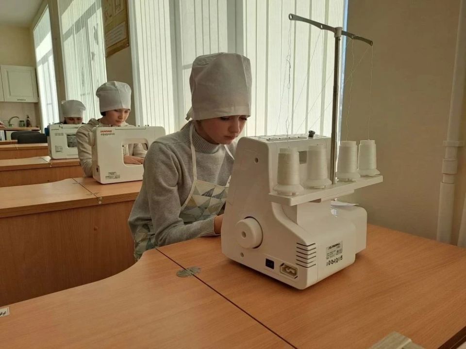 В школы Мариуполя поступило новое оборудование для труда и ОБЗР В школы Мариуполя поступило новое оборудование для труда и ОБЗР