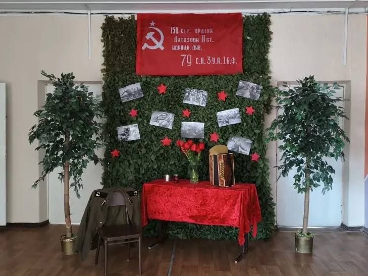 Через века, через года — помните! Через века, через года — помните!
