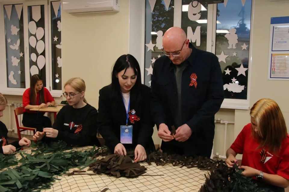 Дмитрий Чернышенко посетил с рабочей поездкой Донецкую Народную Республику Дмитрий Чернышенко посетил с рабочей поездкой Донецкую Народную Республику