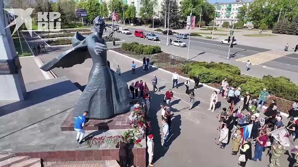 «Праздник силы, единства и памяти»: В Мариуполе отмечают День Победы