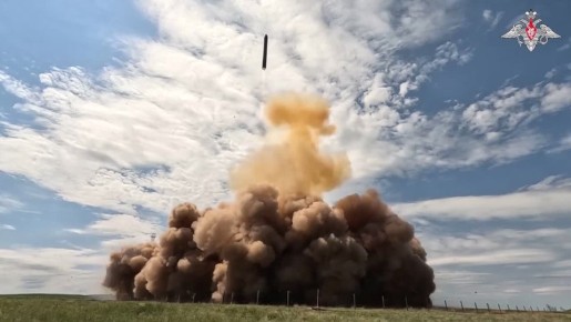Кадры испытания ракетного комплекса «Сармат»