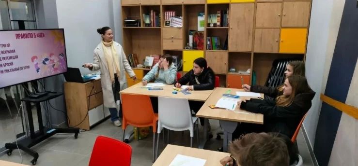 В Краеведческом музее города Мариуполя провели урок безопасности для школьников