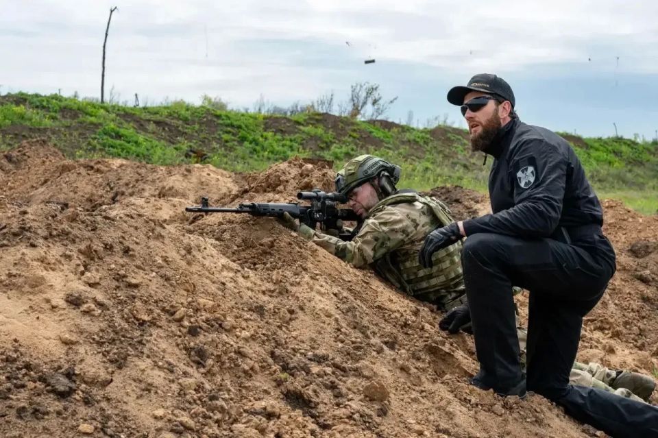 Глава ДНР принял участие в боевом слаживании спецназа Росгвардии Глава ДНР принял участие в боевом слаживании спецназа Росгвардии