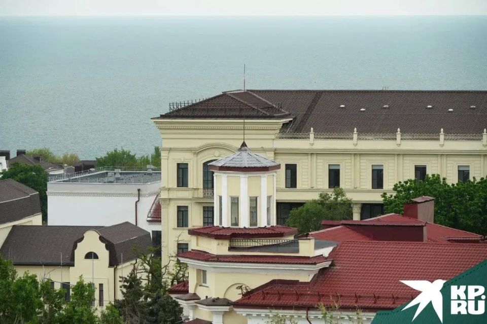 Исторические здания вокруг драмтеатра Мариуполя полностью восстановлены благодаря работе Единого заказчика Исторические здания вокруг драмтеатра Мариуполя полностью восстановлены благодаря работе Единого заказчика