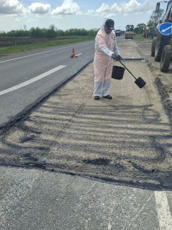 #СОДЕРЖАНИЕ_СВОД за сутки. Информируем, какие работы в рамках содержания автомобильных дорог общего пользования выполнили за прошедшие выходные 16-17 мая: Установили новые дорожные знаки на автомобильных дорогах: #СОДЕРЖАНИЕ_СВОД за сутки. Информируем, какие работы в рамках содержания автомобильных дорог общего пользования выполнили за прошедшие выходные 16-17 мая: Установили новые дорожные знаки на автомобильных дорогах: