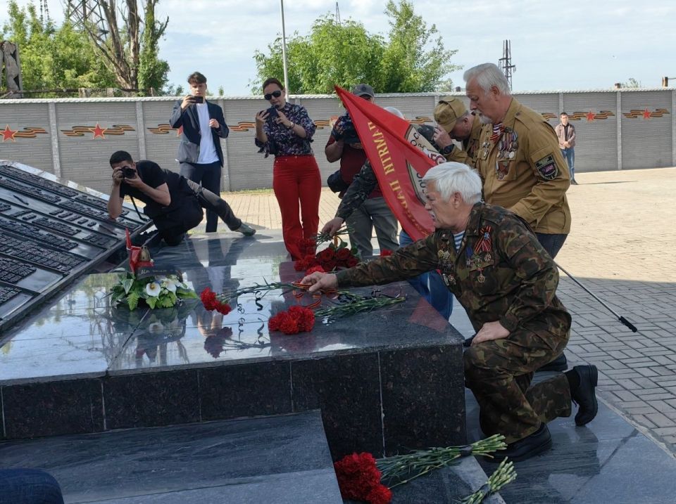 Сегодня - четвертая годовщина освобождения Мариуполя Сегодня - четвертая годовщина освобождения Мариуполя