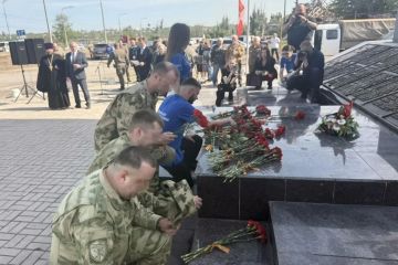 Бойцы 116-й бригады Южного округа войск национальной гвардии приняли участие в праздновании четырехлетней годовщины со дня освобождения Мариуполя