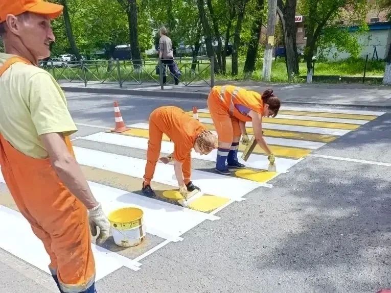 #СОДЕРЖАНИЕ_СВОД за сутки. Повышаем безопасность на дорогах Республики! За минувшие сутки дорожники: установили новые дорожные знаки на дорогах: #СОДЕРЖАНИЕ_СВОД за сутки. Повышаем безопасность на дорогах Республики! За минувшие сутки дорожники: установили новые дорожные знаки на дорогах: