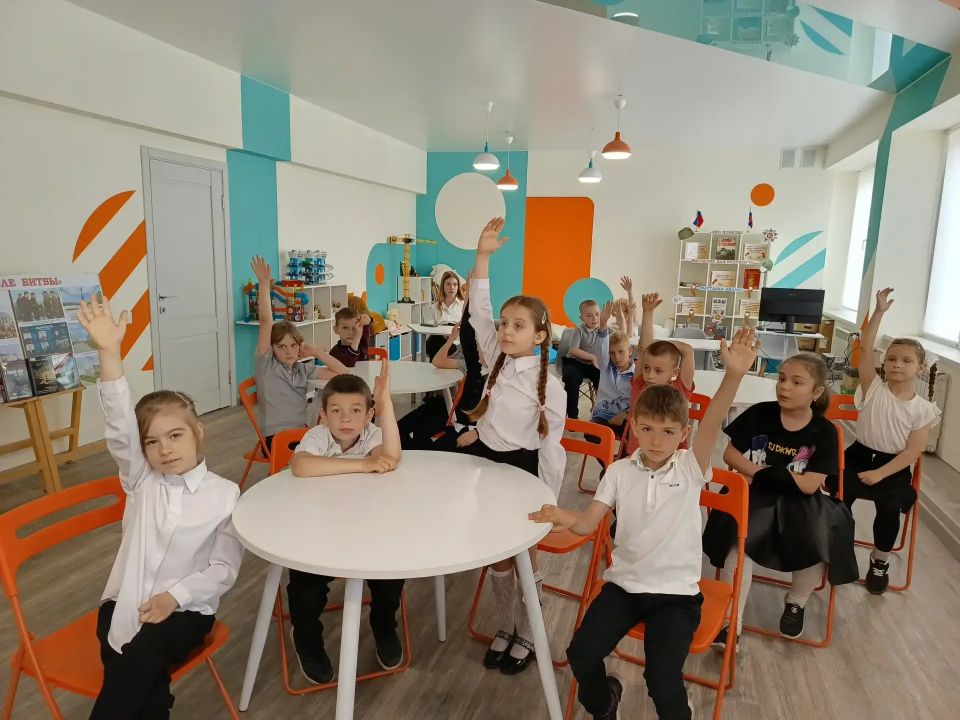 В мариупольских библиотеках встречают День славянской письменности и культуры В мариупольских библиотеках встречают День славянской письменности и культуры